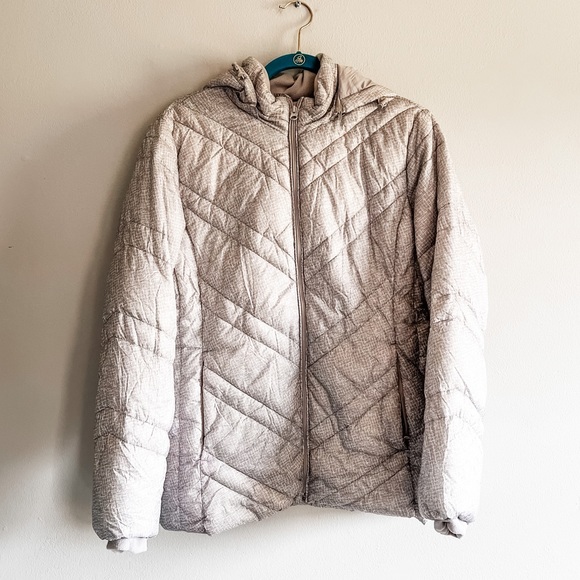 Xersion Jackets & Coats Xersion Grey Water Resistant Lightweight